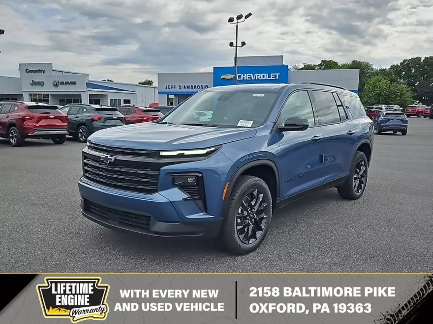 2025 Chevrolet Traverse photo 1