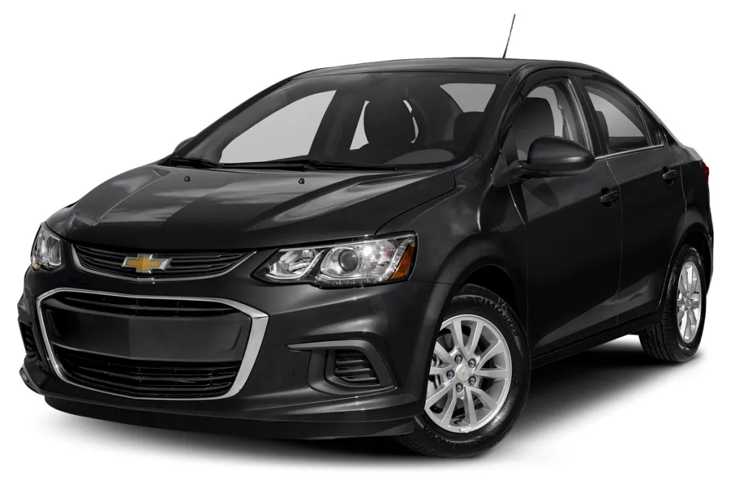 2020 Chevrolet Sonic LT photo 1