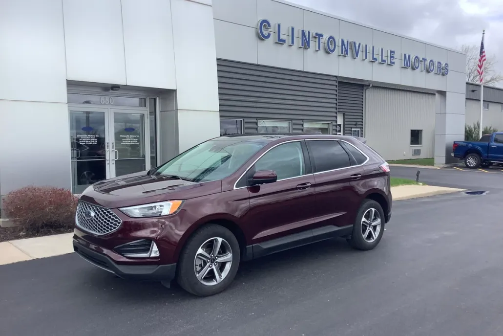 2023 Ford Edge SEL photo 1