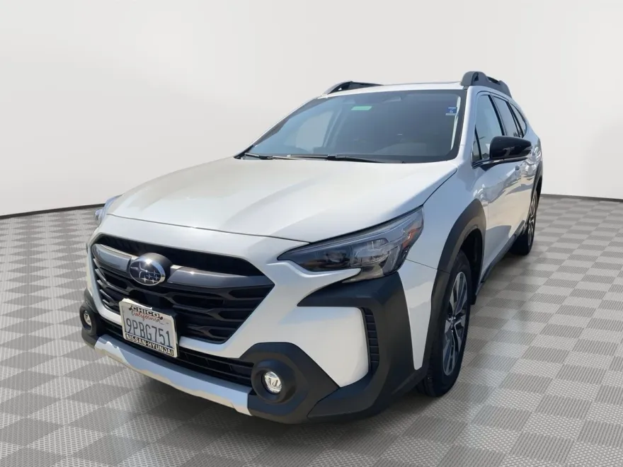 2025 Subaru Outback Limited photo 1