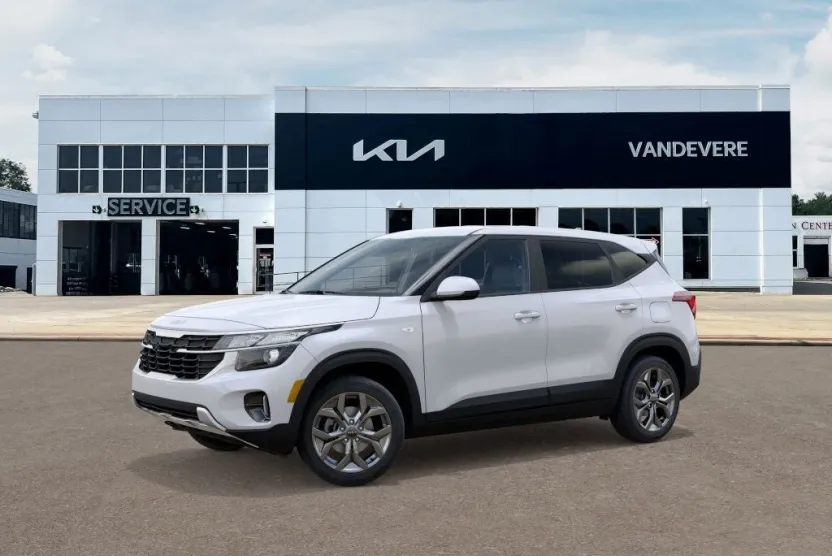 2026 Kia Seltos LX photo 1