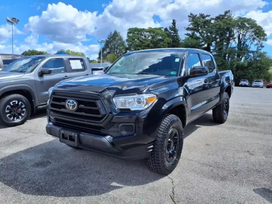 2023 Toyota Tacoma SR Double Cab photo 1