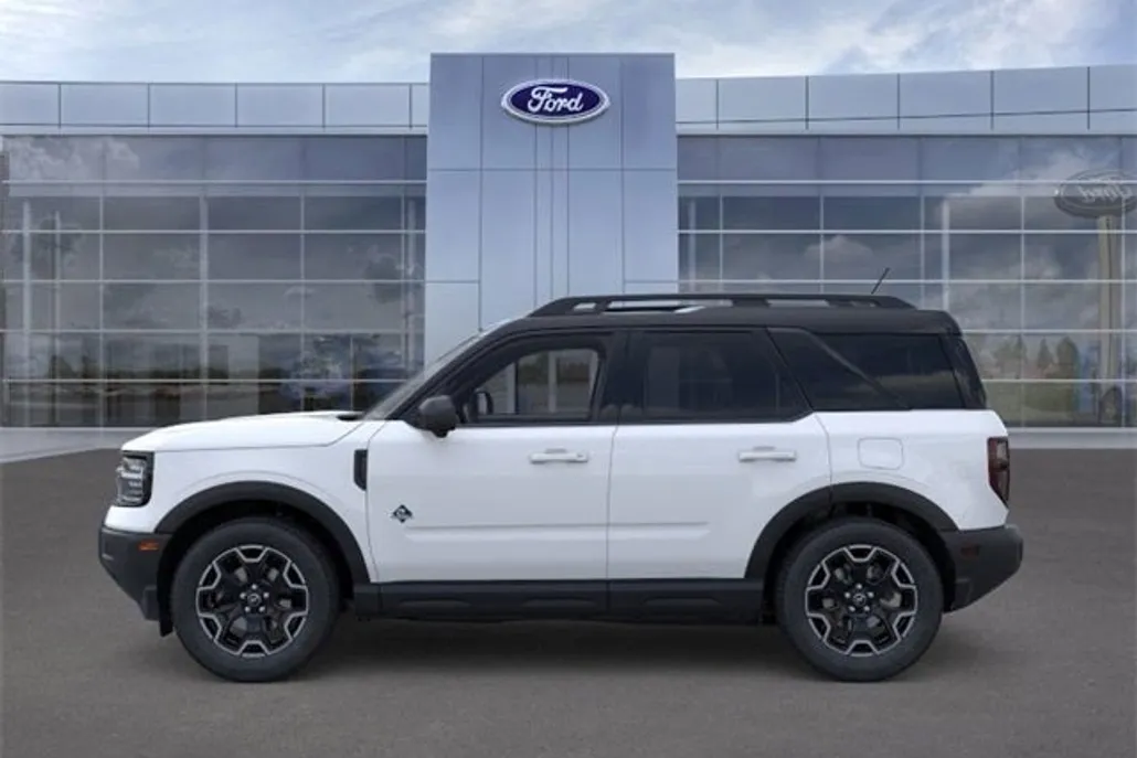 2025 Ford Bronco Sport Outer Banks photo 1