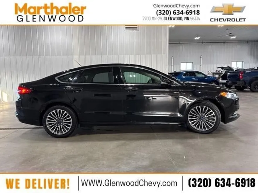 2017 Ford Fusion SE photo 1