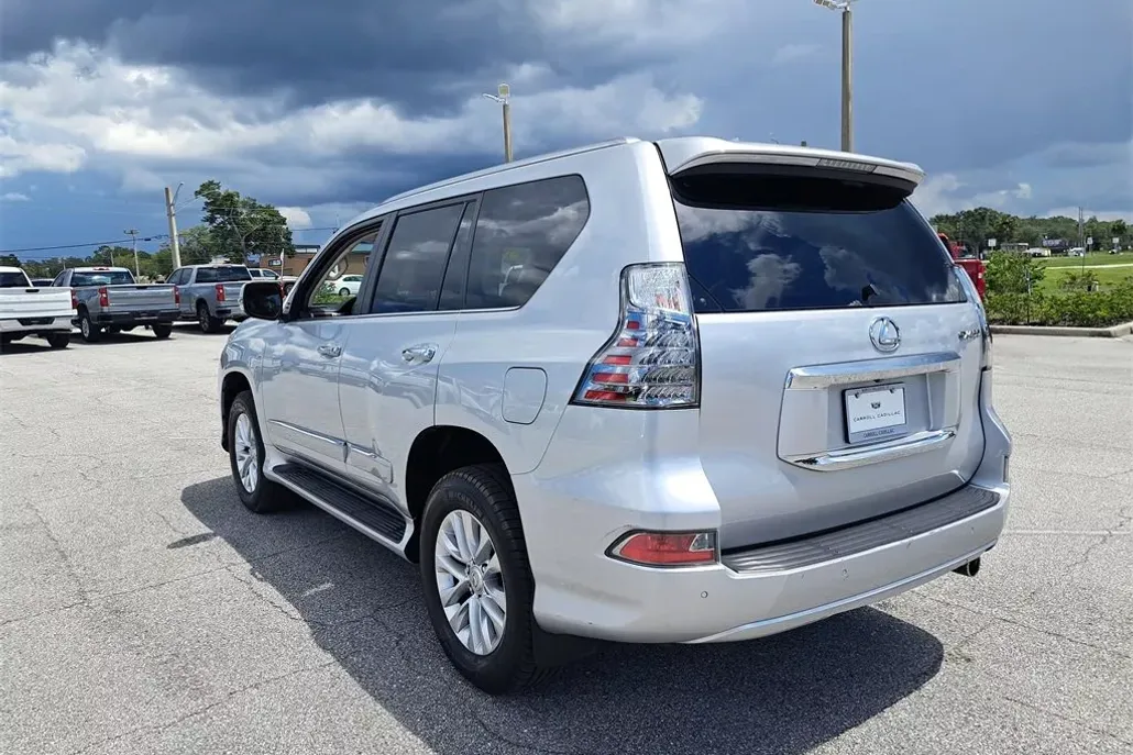 2019 Lexus GX 460 photo 1