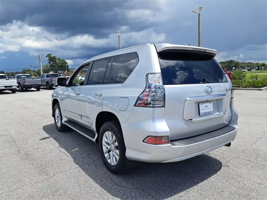 2019 Lexus GX 460 photo 1