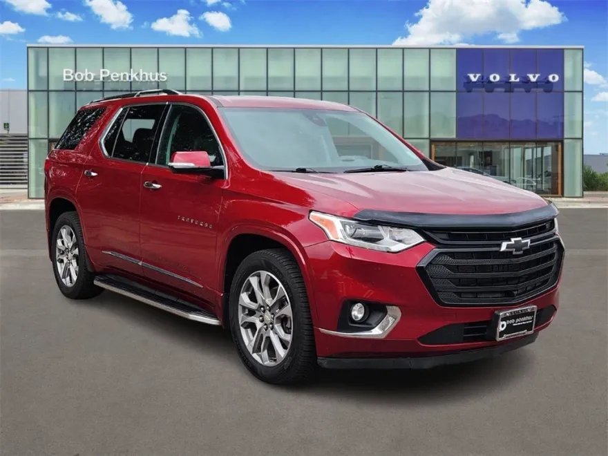 2020 Chevrolet Traverse Premier photo 1