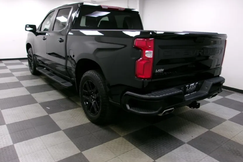 2022 Chevrolet Silverado 1500 RST photo 1
