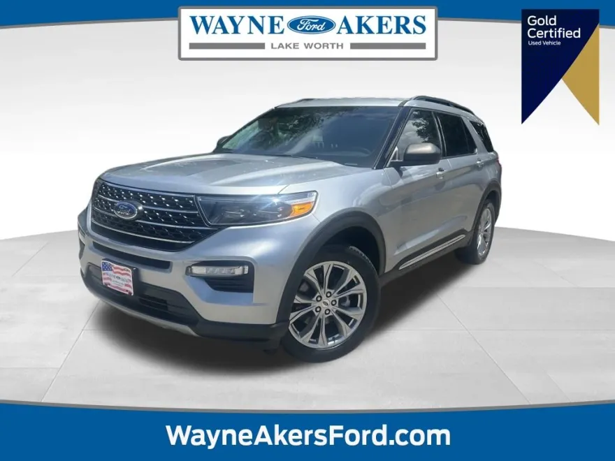 2022 Ford Explorer XLT photo 1