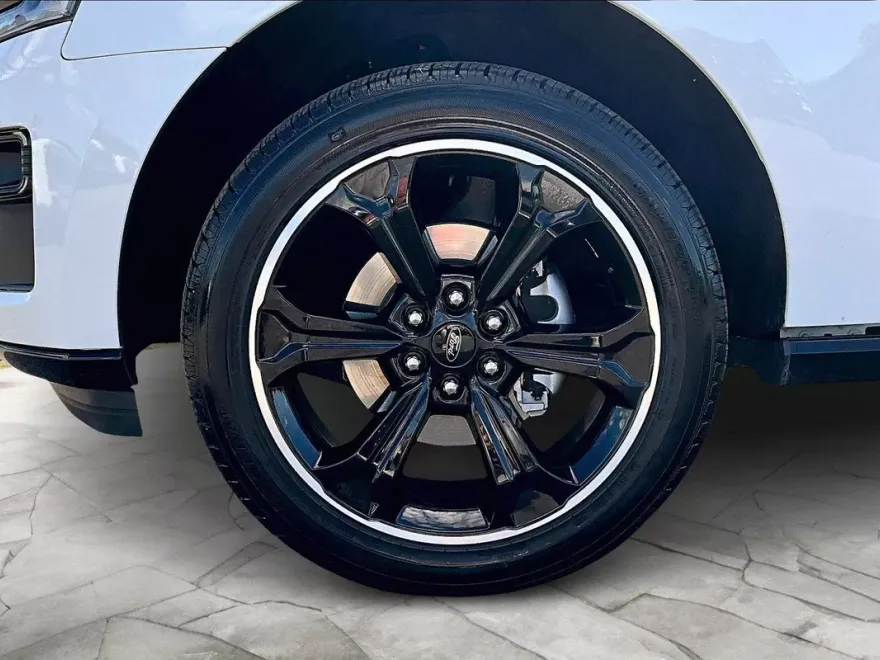 2022 Ford Expedition Limited photo 1