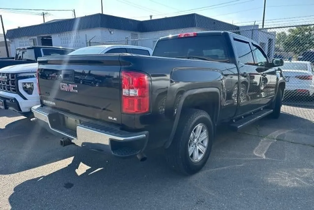 2015 Gmc Sierra 1500 SLE photo 1