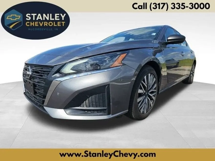 2024 Nissan Altima 2.5 SV photo 1