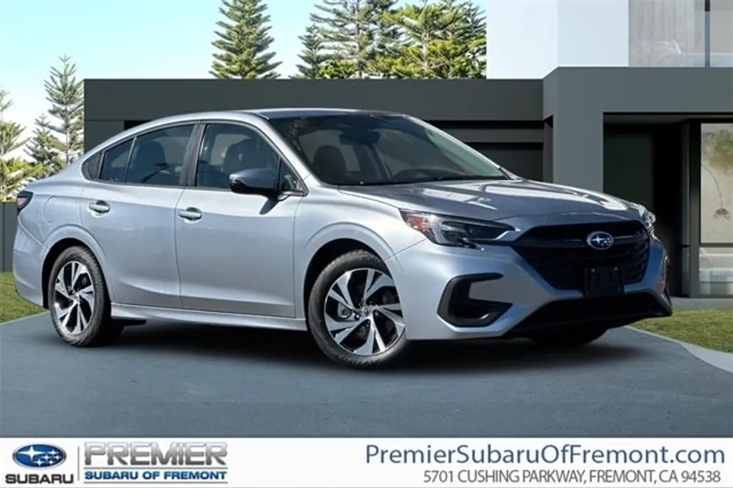 2025 Subaru Legacy Premium photo 1