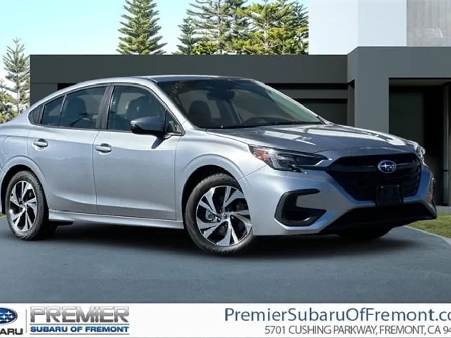 2025 Subaru Legacy Premium photo 1