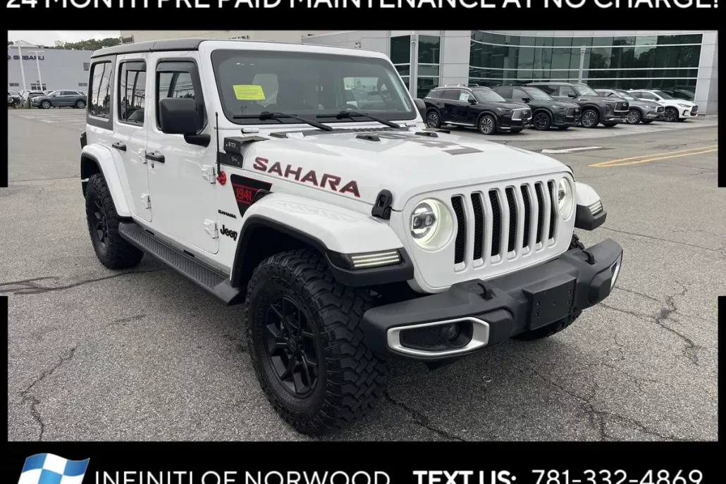 2020 Jeep Wrangler Unlimited Sahara photo 1
