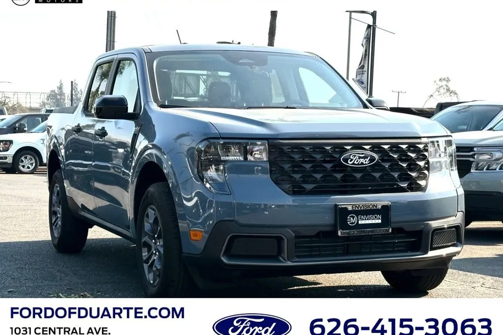 2025 Ford Maverick XLT photo 1