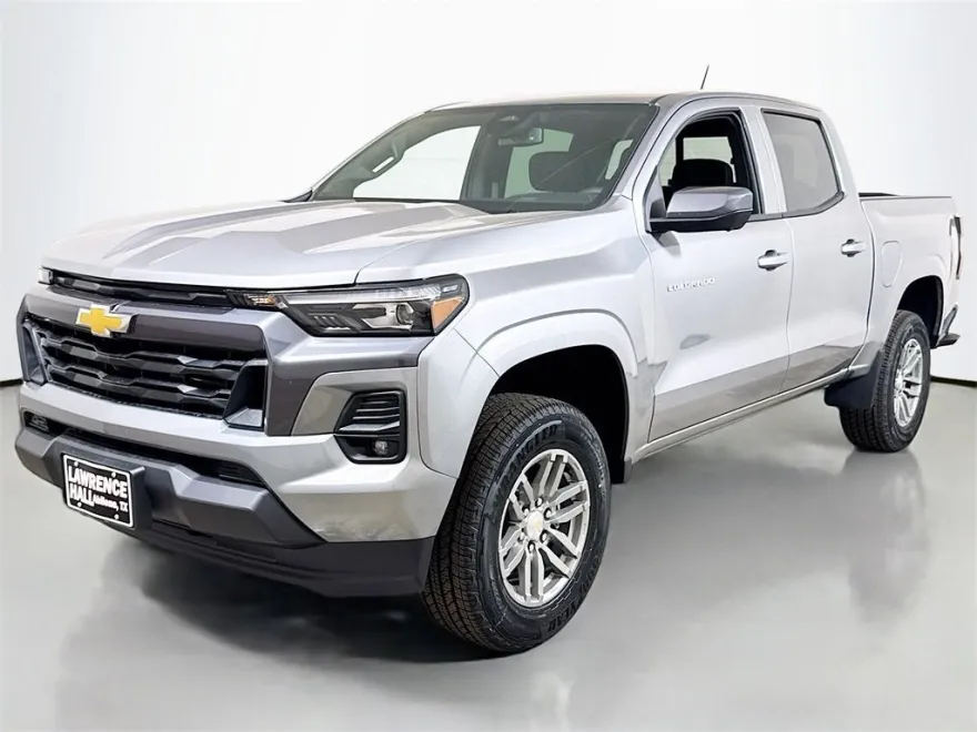 2026 Chevrolet Colorado LT photo 1