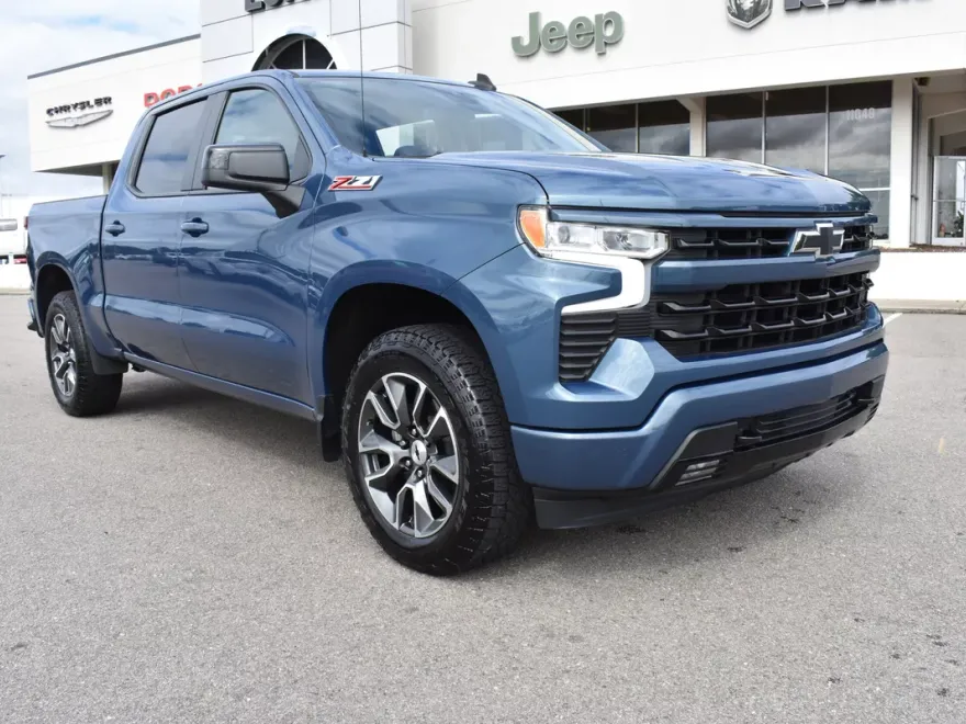 2024 Chevrolet Silverado 1500 RST photo 1