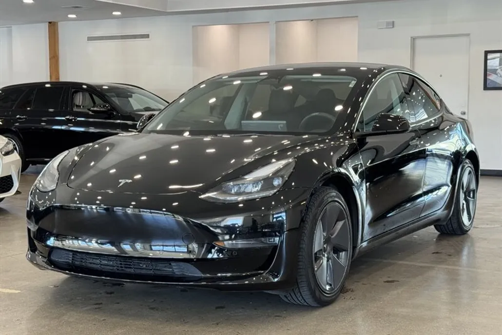2022 Tesla Model 3 photo 1