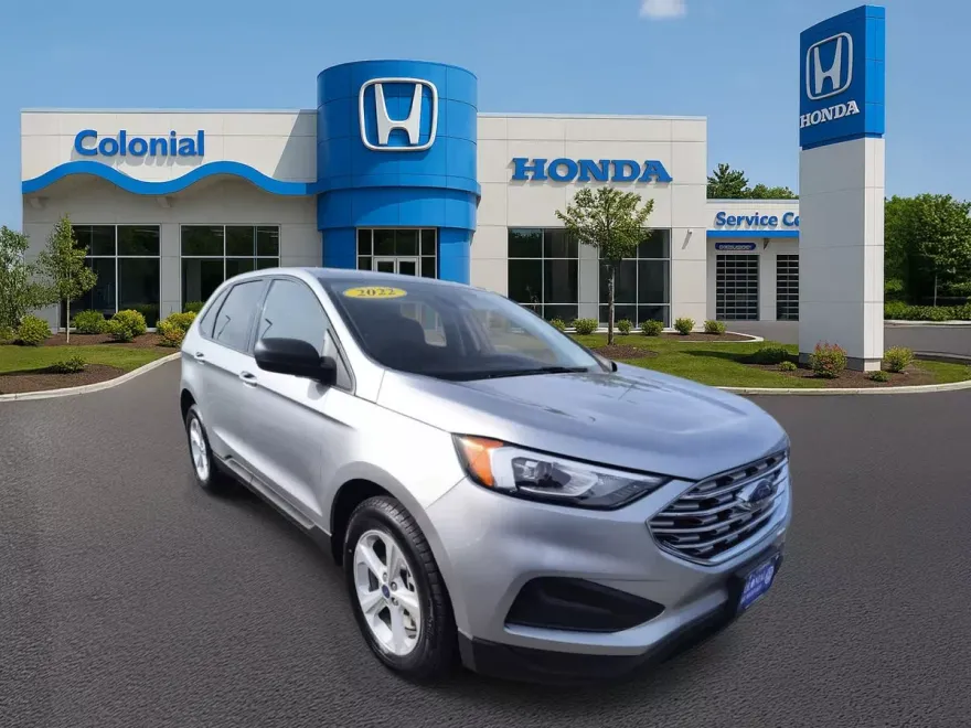 2022 Ford Edge SE photo 1