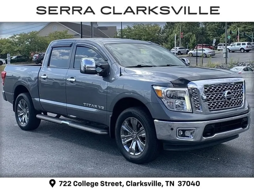 2018 Nissan Titan SL photo 1