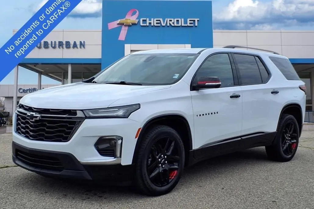 2023 Chevrolet Traverse Premier photo 1