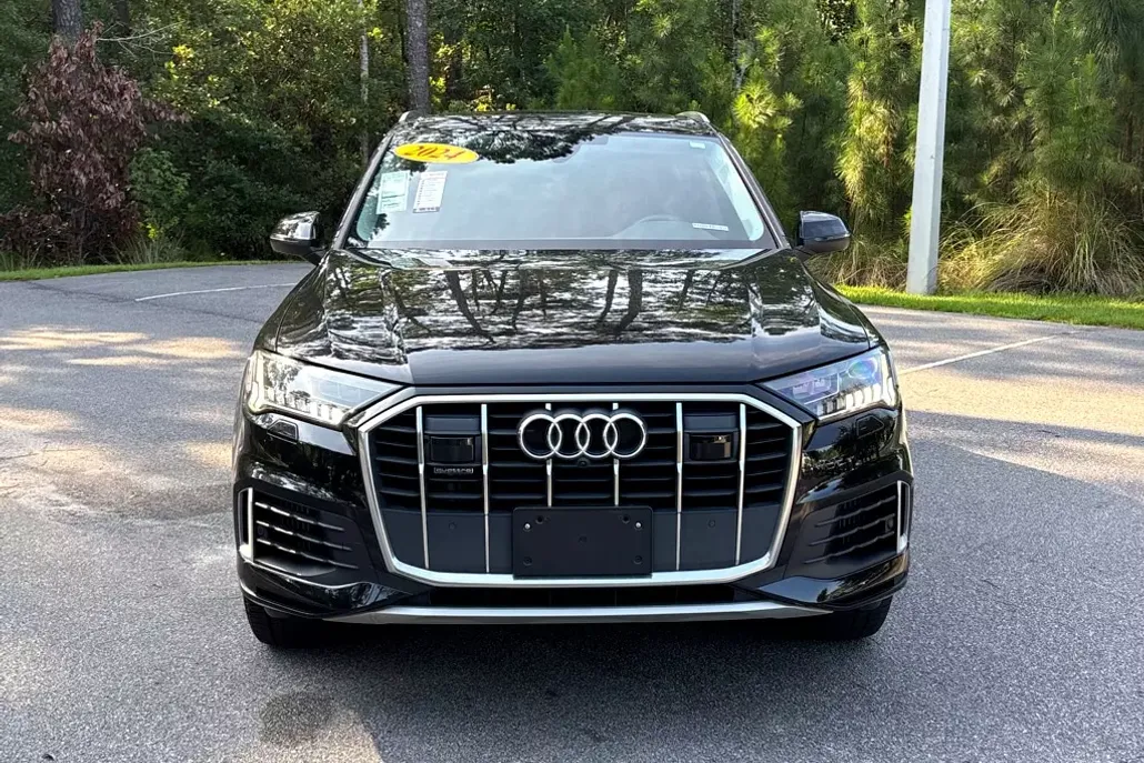 2024 Audi Q7 55 Premium Plus photo 1