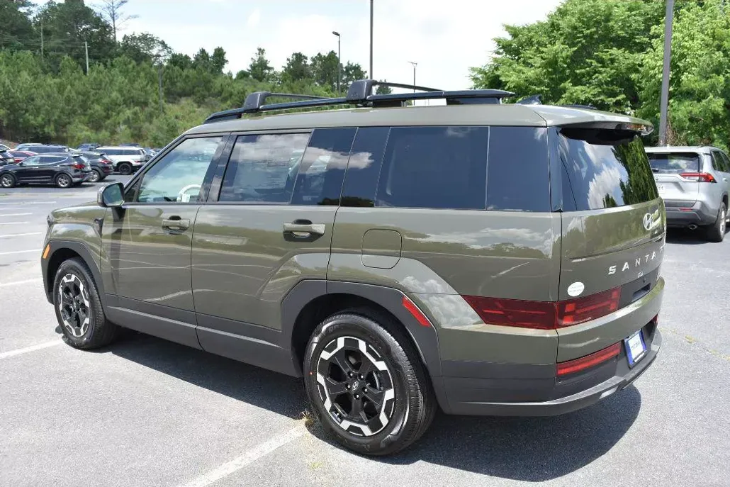 2025 Hyundai Santa Fe SEL photo 1