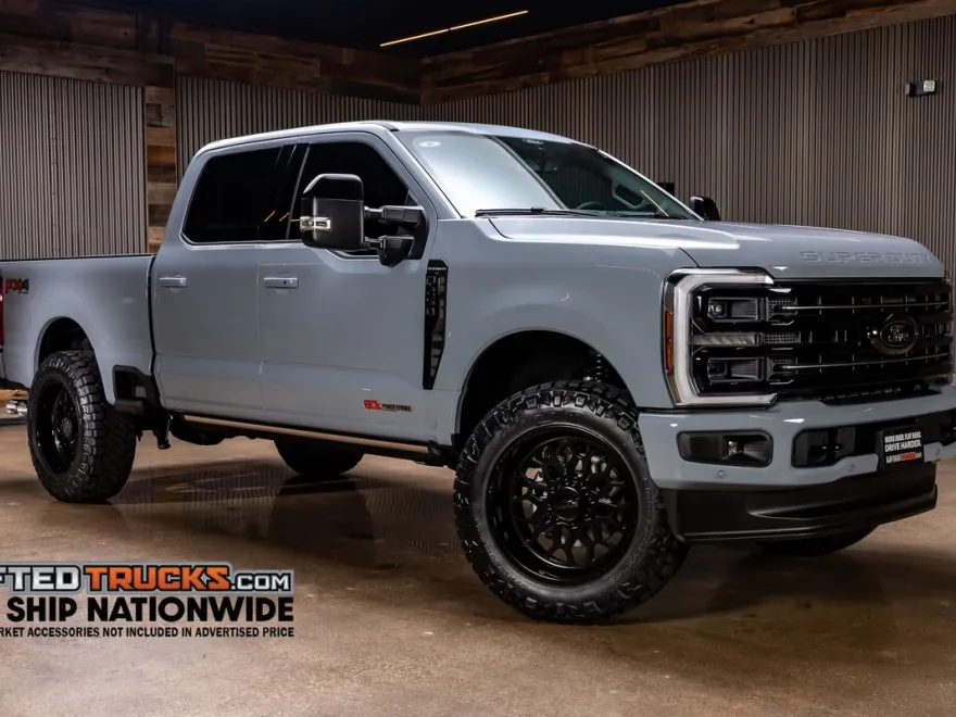 2025 Ford F-250 photo 1