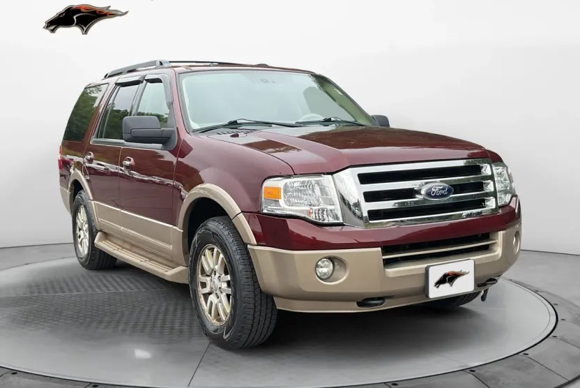 2012 Ford Expedition XLT photo 1