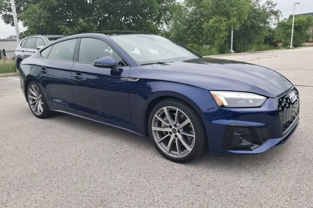 2025 Audi A5 45 S line Premium photo 1