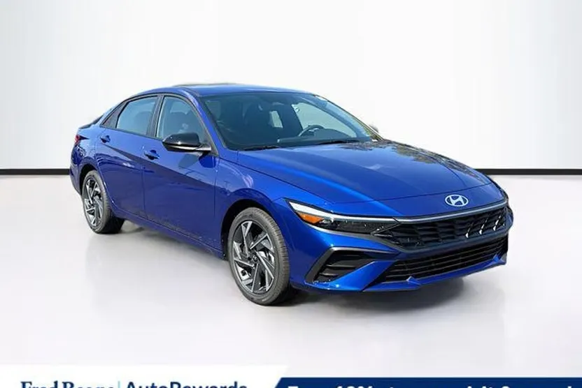 2025 Hyundai Elantra Hybrid SEL Sport photo 1
