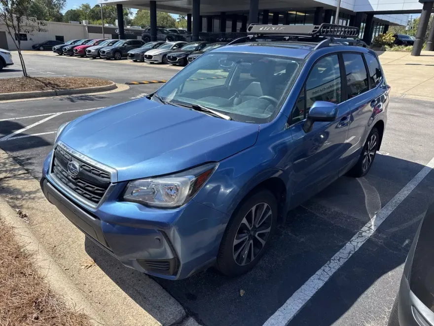2017 Subaru Forester 2.0XT Premium photo 1