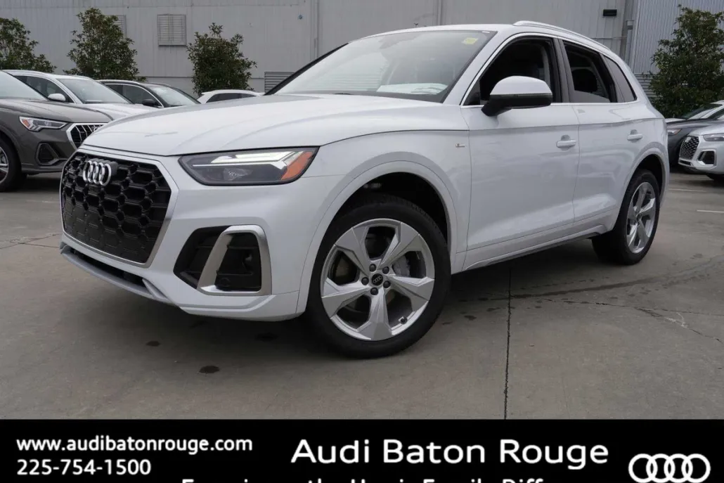 2025 Audi Q5 45 S line Premium Plus photo 1