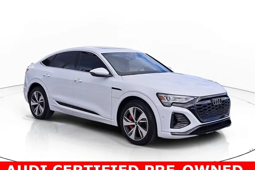 2024 Audi Q8 E-tron Premium Plus photo 1