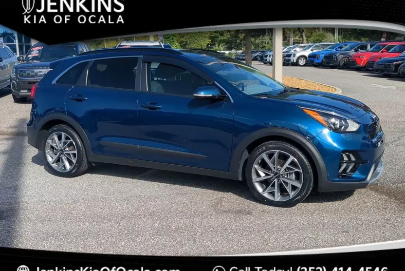 2022 Kia Niro Touring Special Edition photo 1