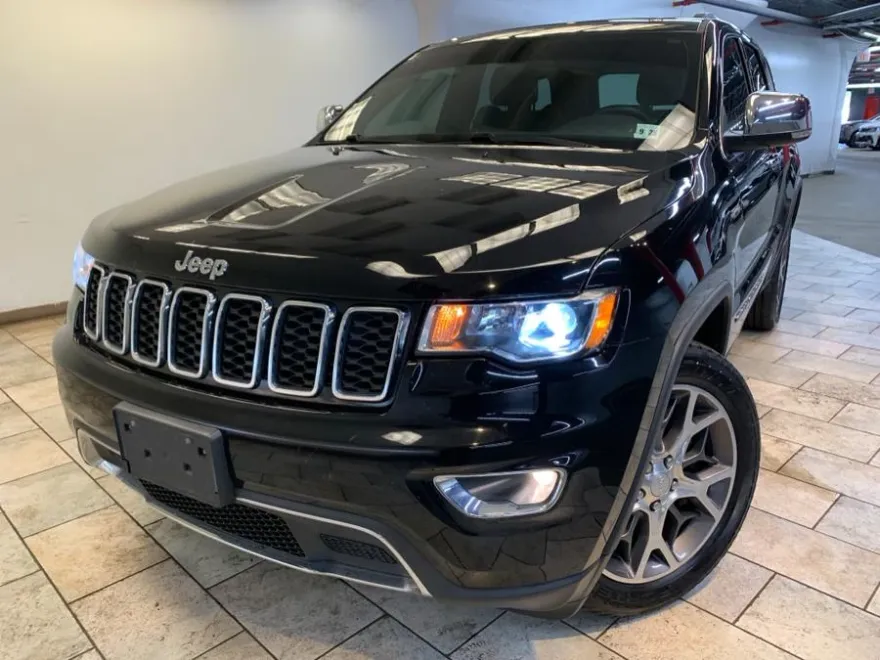 2020 Jeep Grand Cherokee Limited photo 1
