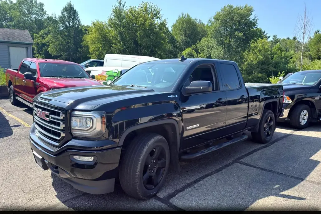 2017 Gmc Sierra 1500 Elevation photo 1