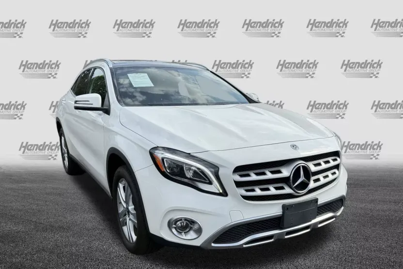 2020 Mercedes Benz GLA 250 photo 1
