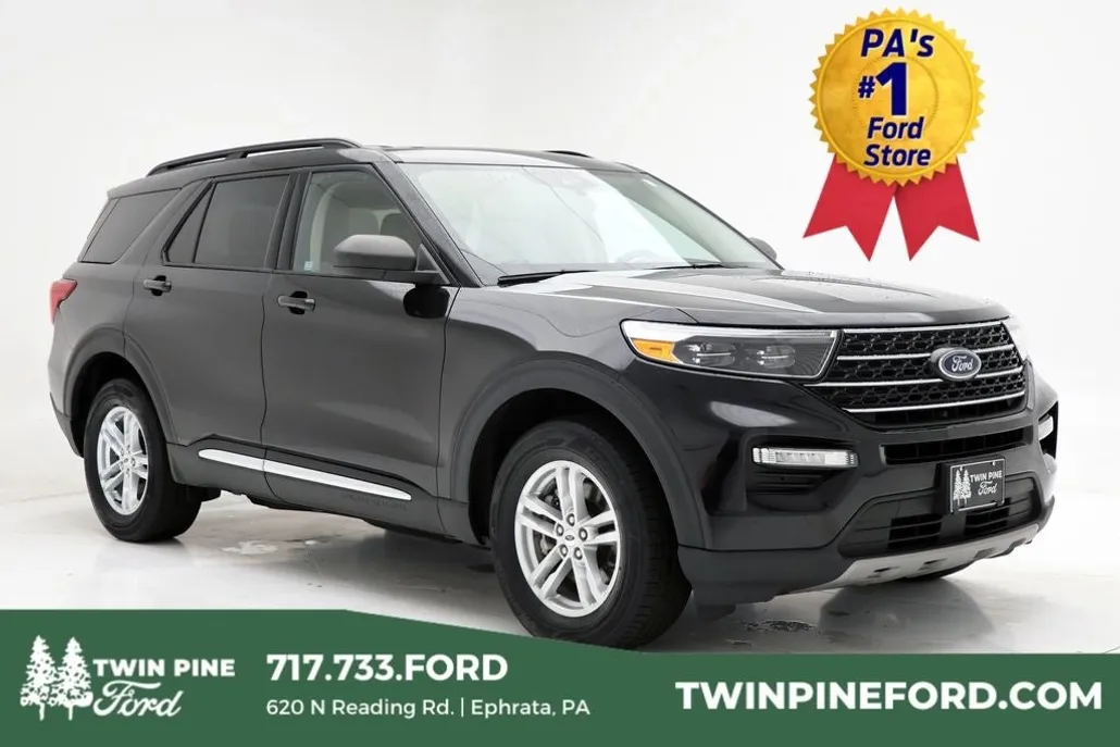 2022 Ford Explorer XLT photo 1