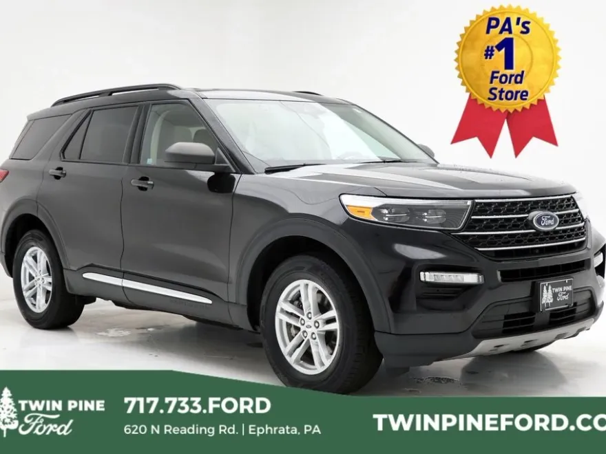 2022 Ford Explorer XLT photo 1
