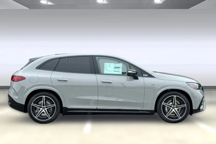 2025 Mercedes Benz EQE-Class SUV photo 1