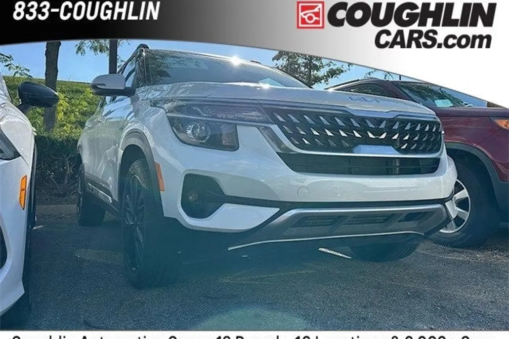 2023 Kia Seltos Nightfall Edition photo 1