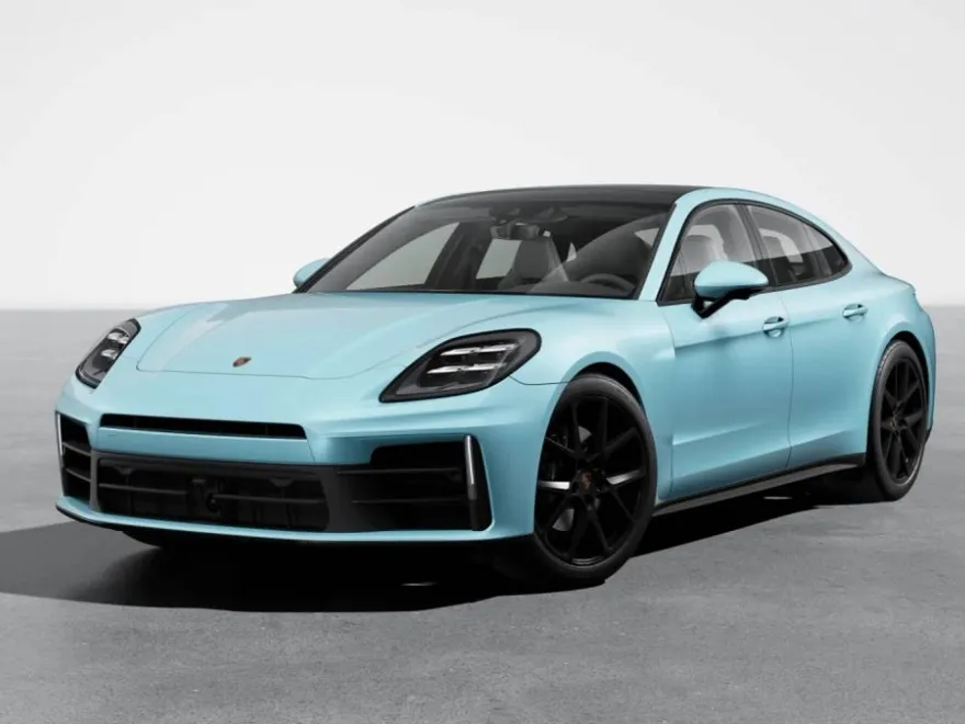 2026 Porsche Panamera 4 photo 1
