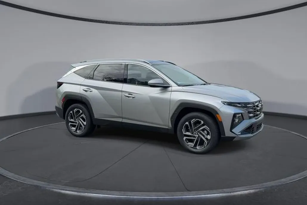 2025 Hyundai Tucson Hybrid Limited photo 1