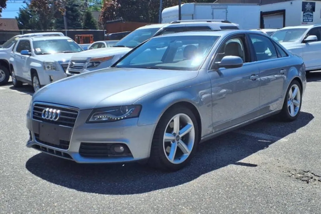 2011 Audi A4 2.0T Quattro Premium Plus photo 1