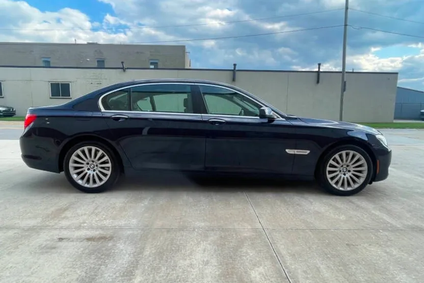 2012 Bmw 750Lxi / ALPINA B7 photo 1