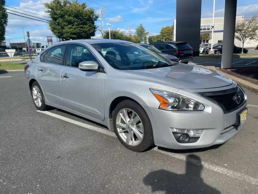 2015 Nissan Altima 2.5 SL photo 1