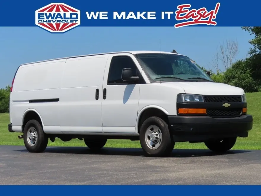 2023 Chevrolet Express Cargo Van 2500 photo 1
