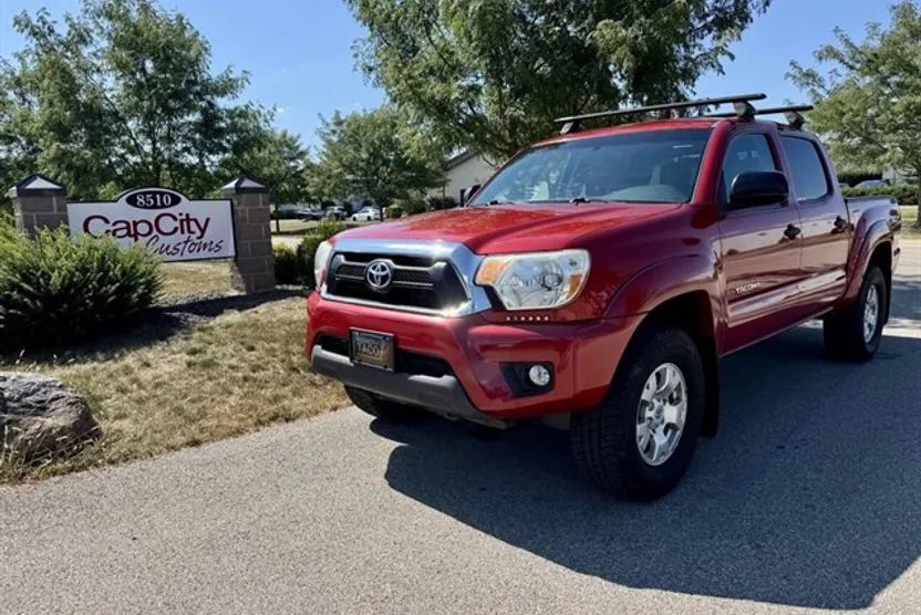 2015 Toyota Tacoma V6 4x4 Double Cab photo 1